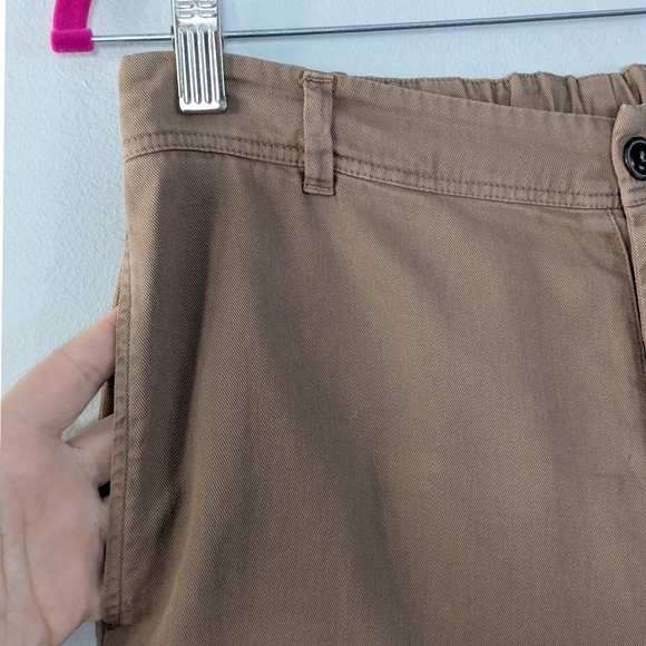 Xirena Relaxed High Rise Straight Leg Pant - Picture 3 of 8